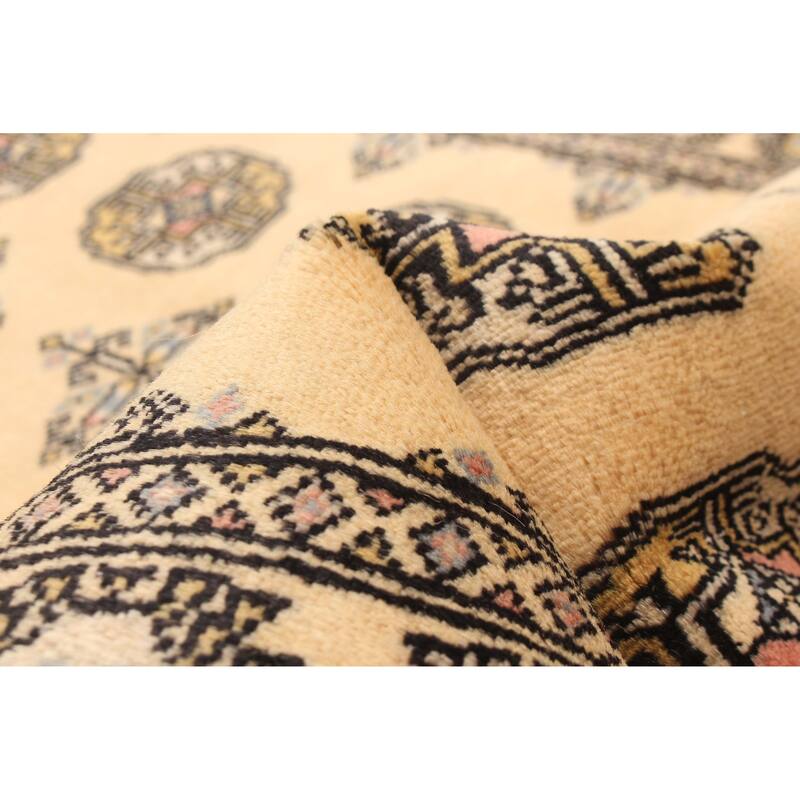 ECARPETGALLERY Hand-knotted Peshawar Bokhara Beige Wool Rug - 3'1 x 5'2