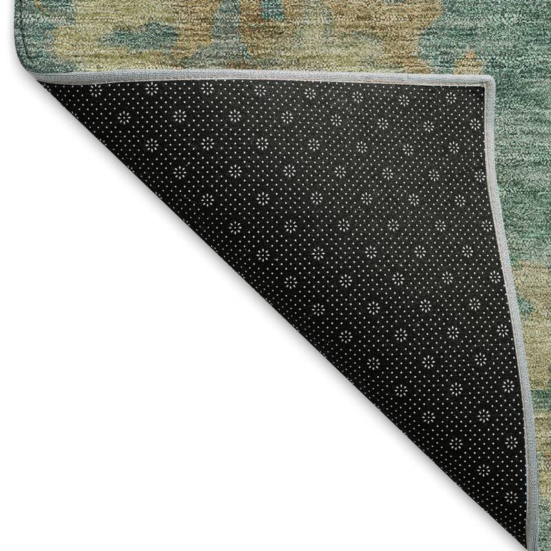 Machine Washable Indoor/ Outdoor Casual Traditional Chantille Rug