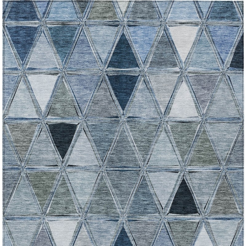 HomeRoots Geometric Transitional Rectangle Outdoor Rug
