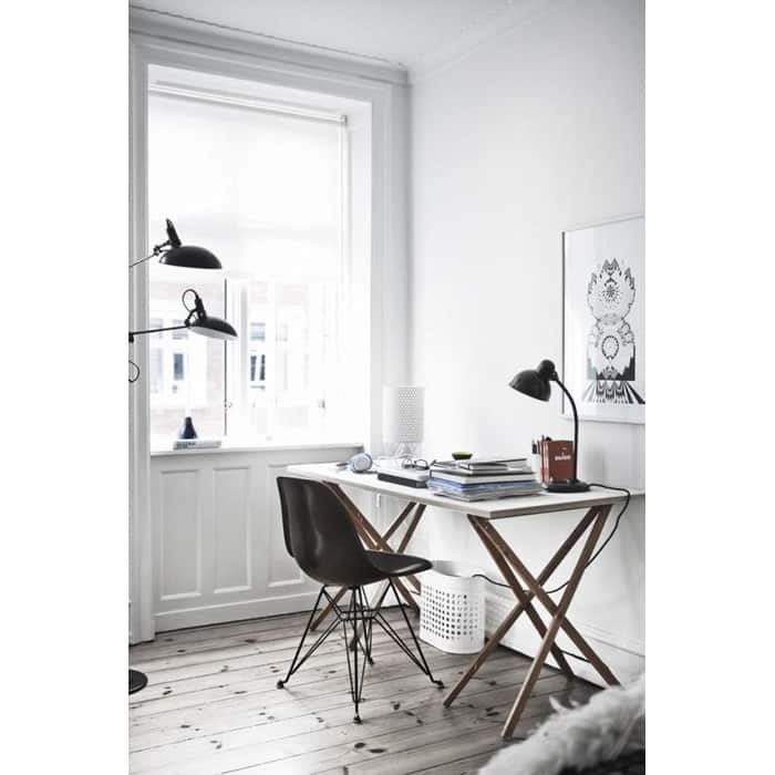 Set of 2 Mid-Century Modern Dining Side Chairs Armless Plastic Shell Seat with Black Metal Wire Eiffel Base, White