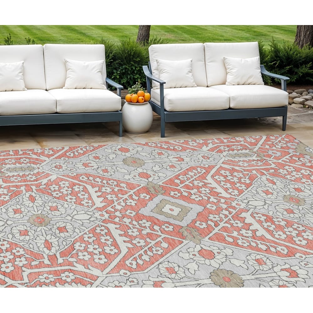 HomeRoots Floral Transitional Rectangle Outdoor Rug