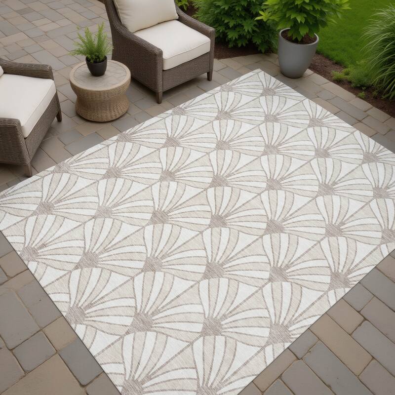 Machine Washable Indoor/ Outdoor Casual Kim Chantille Rug