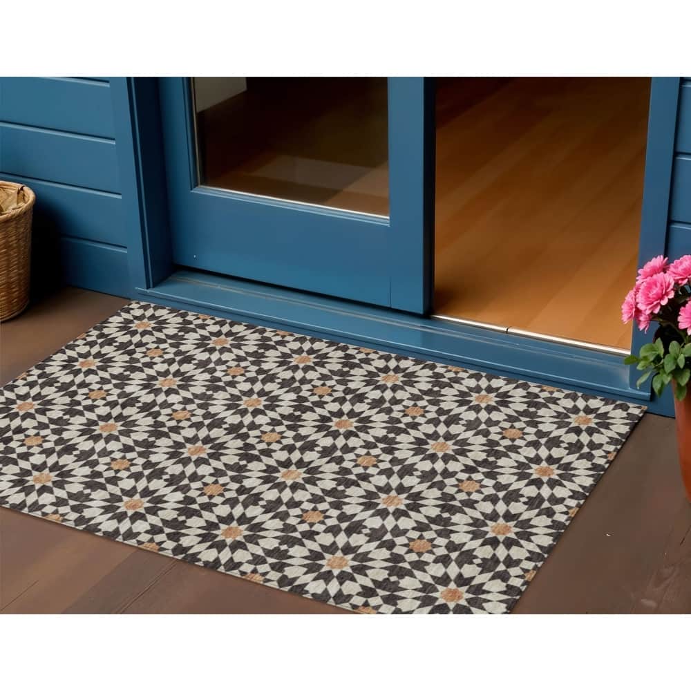 HomeRoots Floral Medallion Transitional Rectangle Outdoor Rug