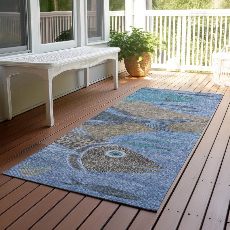 Machine Washable Indoor/ Outdoor Modern Fish Chantille Rug - Taupe - 2'3" x 7'6"