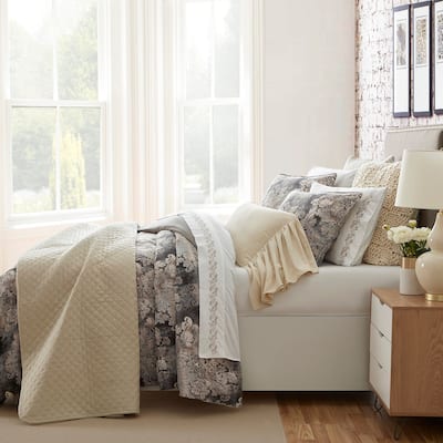 HiEnd Accents Victoria Smoky Damask Washed Linen Romantic Modern 3 Piece Comforter Set