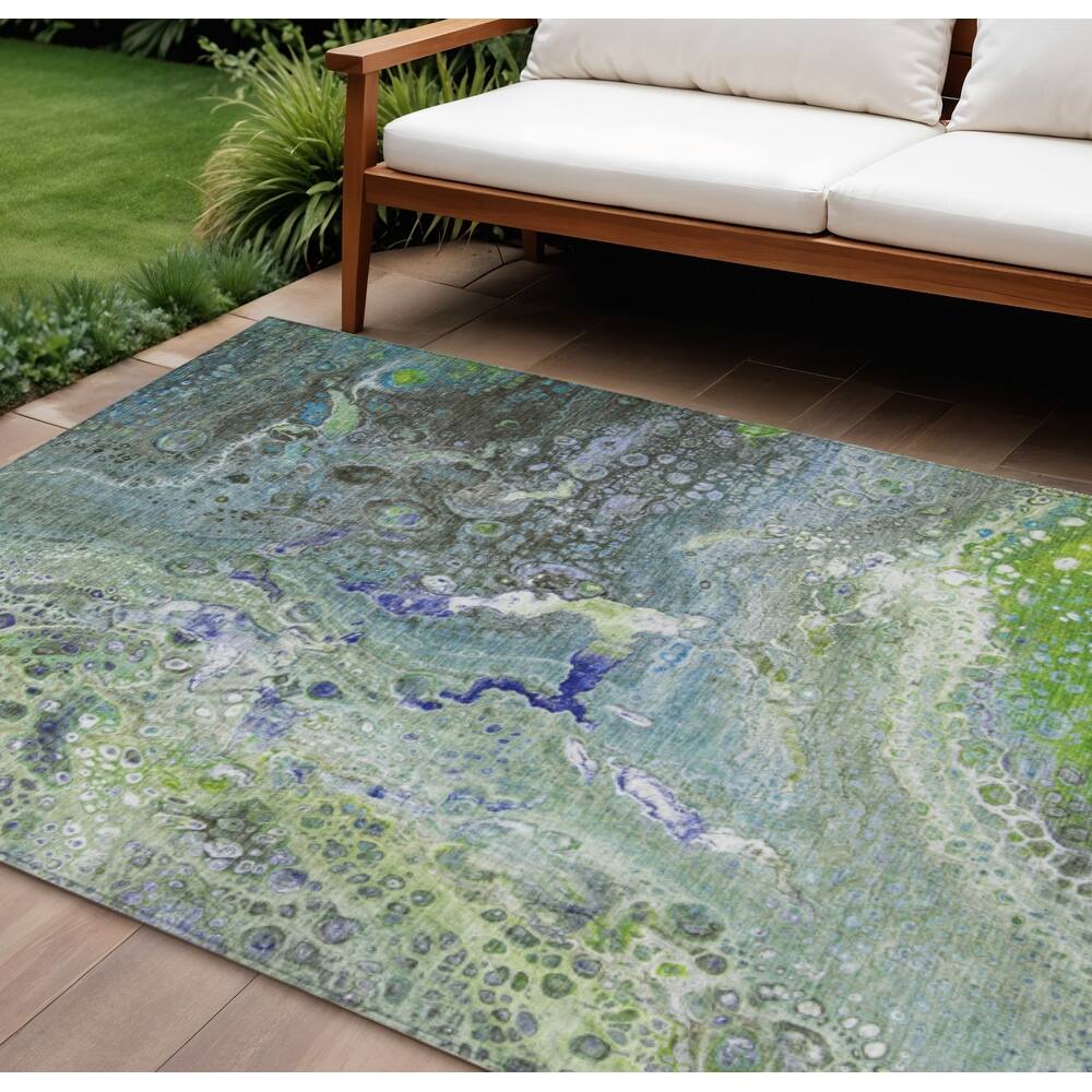 HomeRoots Abstract Contemporary Rectangle Outdoor Rug
