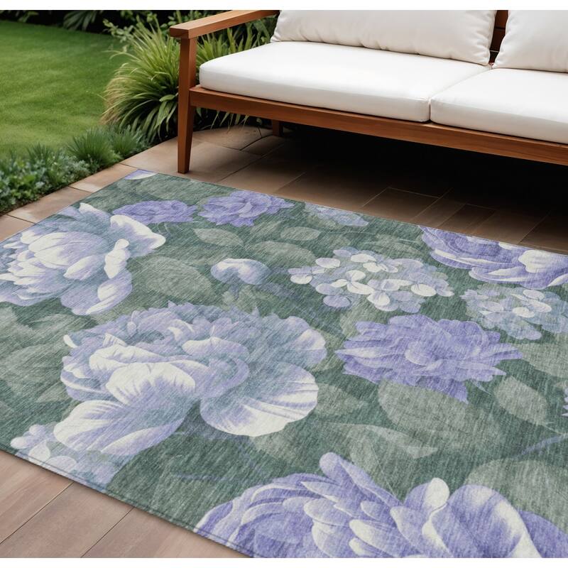 HomeRoots Floral Transitional Rectangle Outdoor Rug - Purple - 8' X 10'