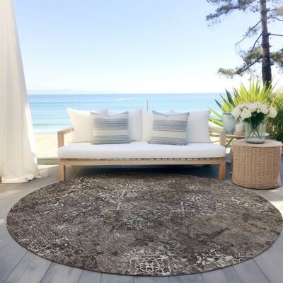 Machine Washable Indoor/ Outdoor Chantille Distressed Traditional Rug