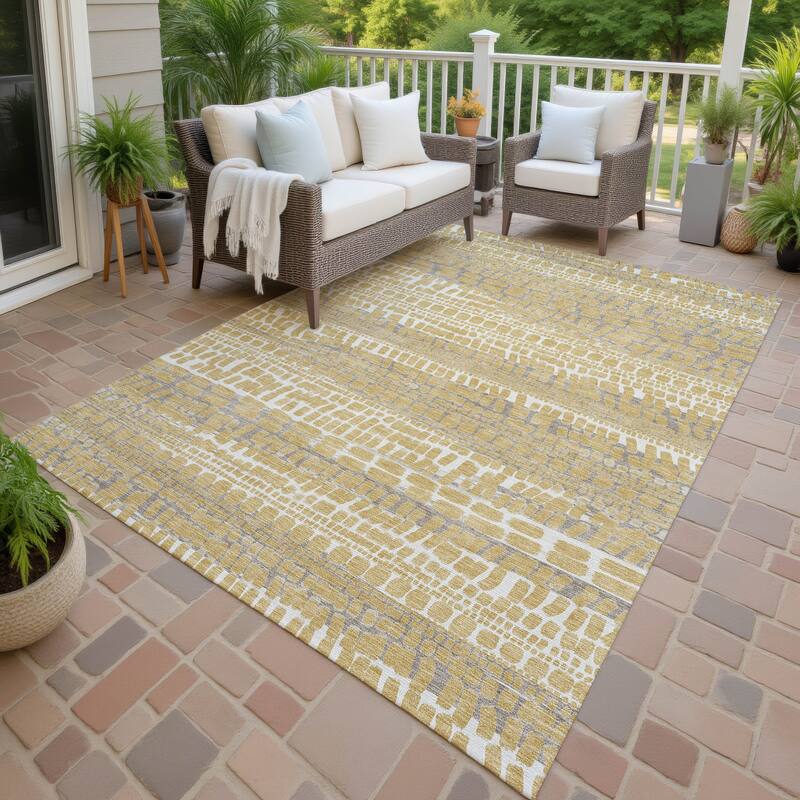 Machine Washable Indoor/ Outdoor Modern Winfield Chantille Rug - Gold - 9' x 12'