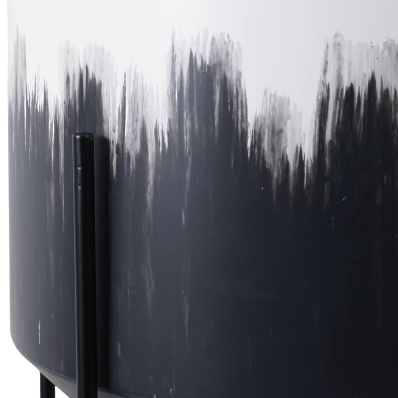 Metal Planters Sleek Modern Stands Decorative Accent Design (Set of 2)