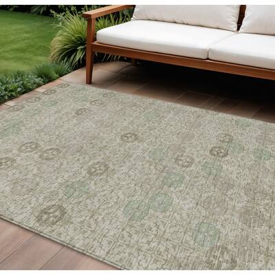 HomeRoots Geometric Transitional Rectangle Outdoor Rug