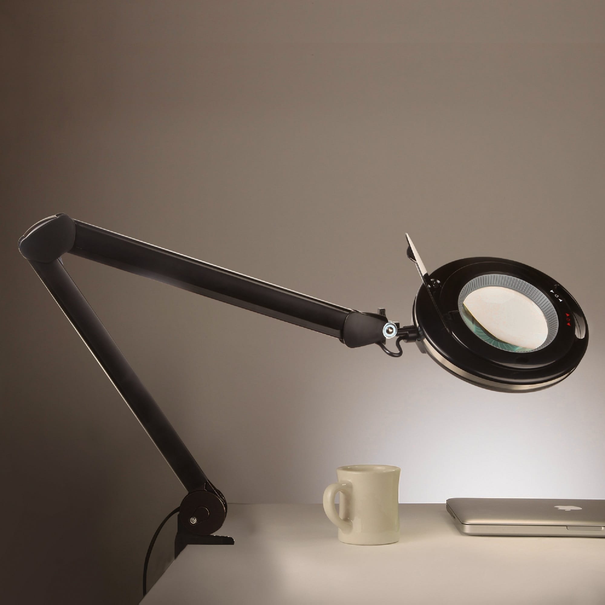 Brightech Lightview Screw Clamp Dimmable LED 5 Diopter Magnifier