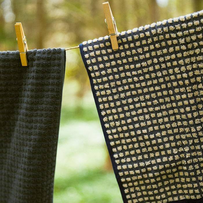 JUNA Check Towels, Dark Blue/Sand