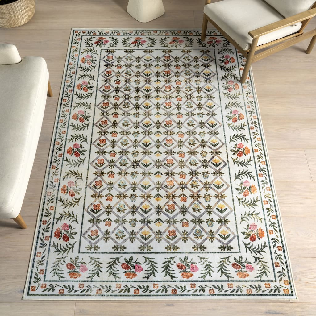 Nuloom Erina Floral Washable Area Rug
