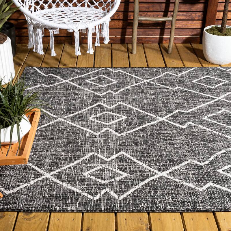 JONATHAN Y Derya Tribal Diamond Trellis Indoor/Outdoor Area Rug