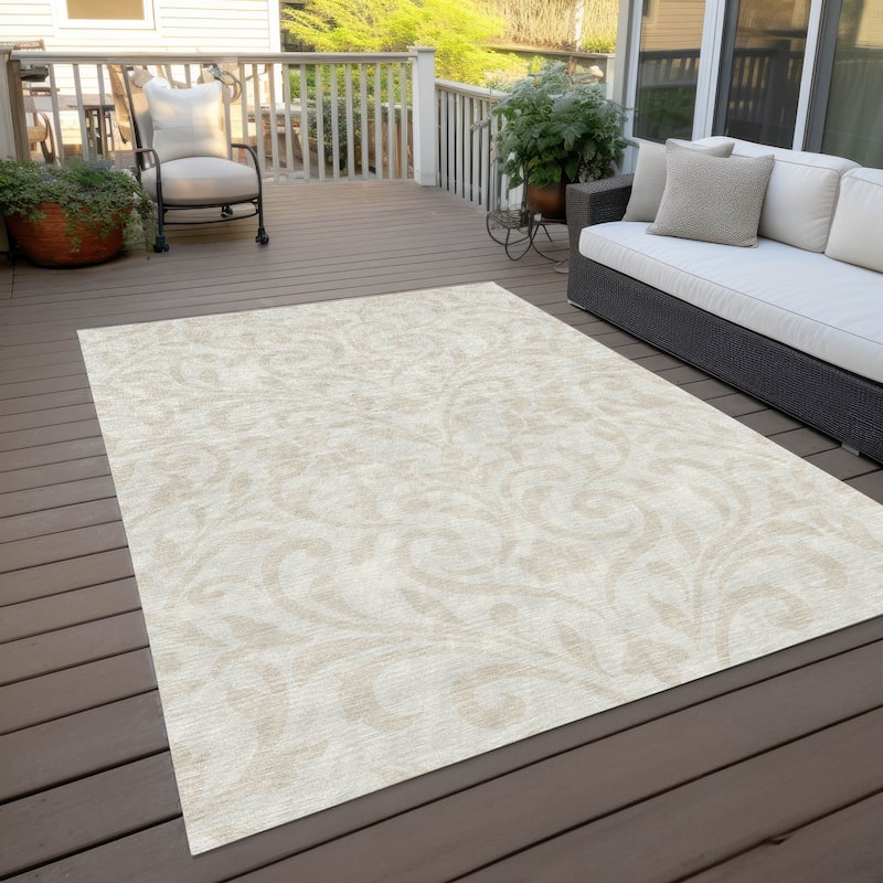 Machine Washable Indoor/ Outdoor Chantille Traditional Rug