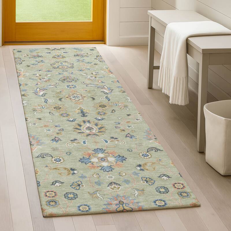 Machine Washable Indoor/ Outdoor Traditional Basalt Chantille Rug