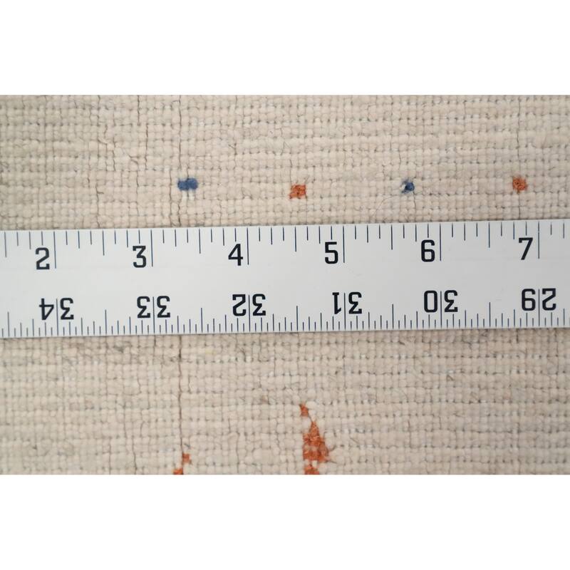 Hand Knotted Oriental 100% Wool Carpet Tribal Animal Pictorial Beige & Ivories Gabbeh Area Rug - 4' 11'' X 3' 0''