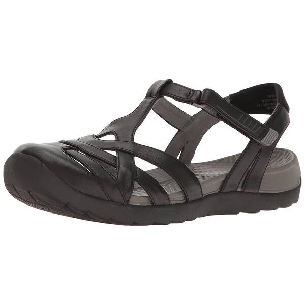 bare traps closed toe sandals