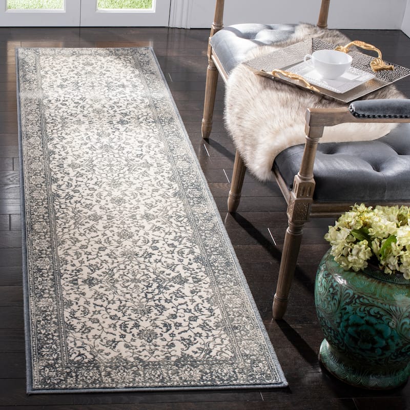 SAFAVIEH Noble Tjanka Modern Oriental Polyester Rug