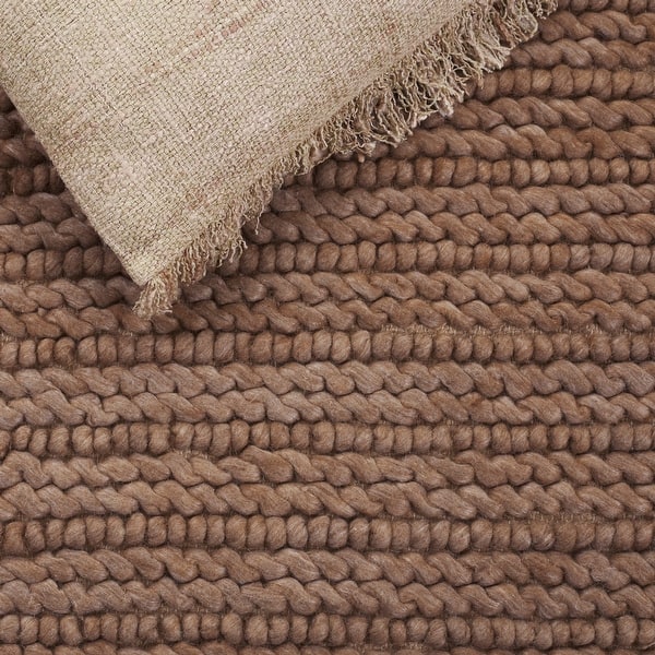 SAFAVIEH Handmade Natura Marijana Transitional Wool Rug - 5' x 8' - Brown