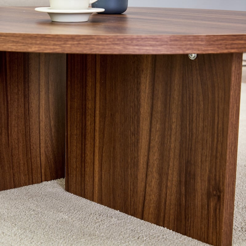 Versatile Round Coffee Table Modern Minimalism with Nordic Elegance