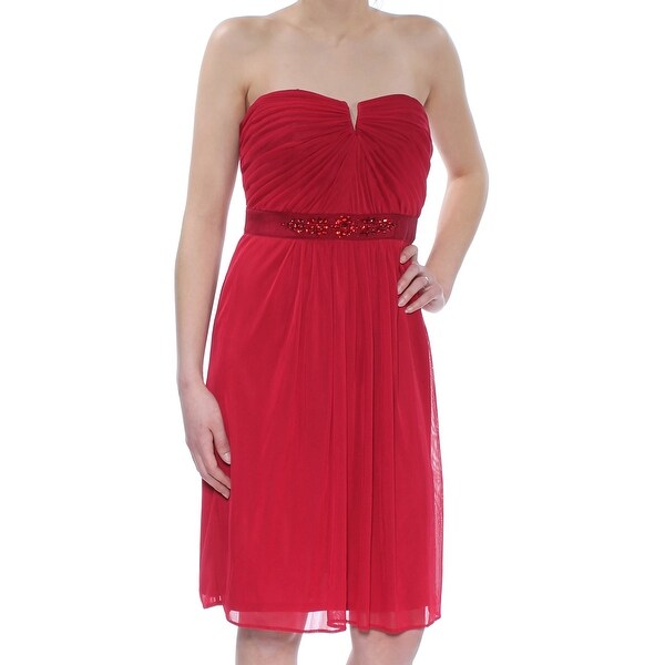 red sleeveless sheath dress