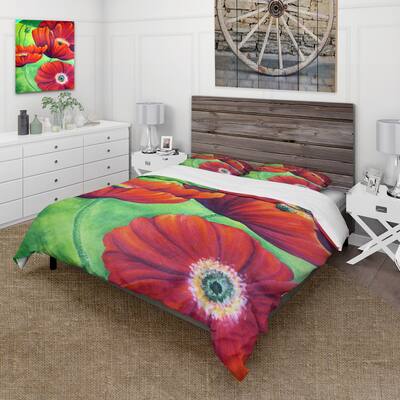 Designart 'Red Blossoming Poppies VII' Traditional Duvet Cover Set