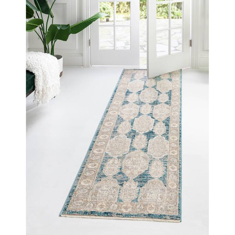 Traditional Nixa Collection Area Rug