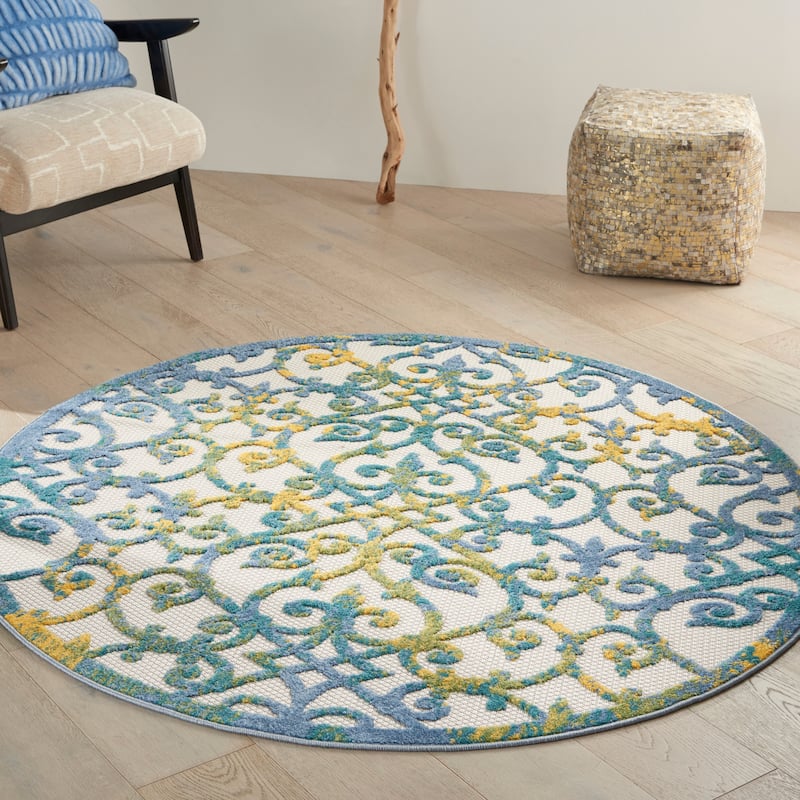 Nourison Aloha Transitional Scroll Indoor/Outdoor Damask Rug