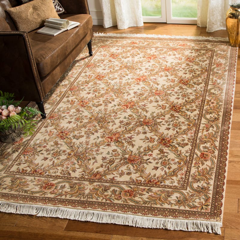 SAFAVIEH Royal Kerman Hand-Knotted Teressa Traditional Wool Rug - 5' x 7' - Ivory