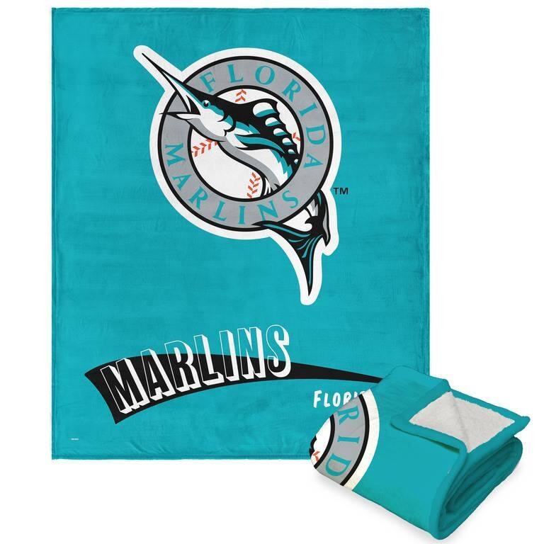 MLB CC Throwback Silk Touch Sherpa Throw Blanket