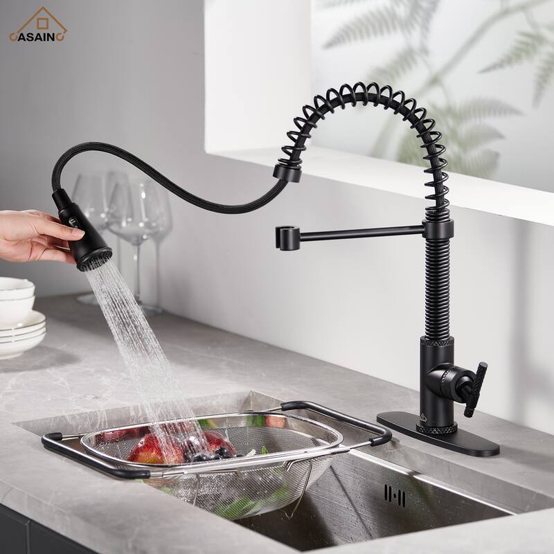 Single Handle Pull Down Sprayer Kitchen Faucet