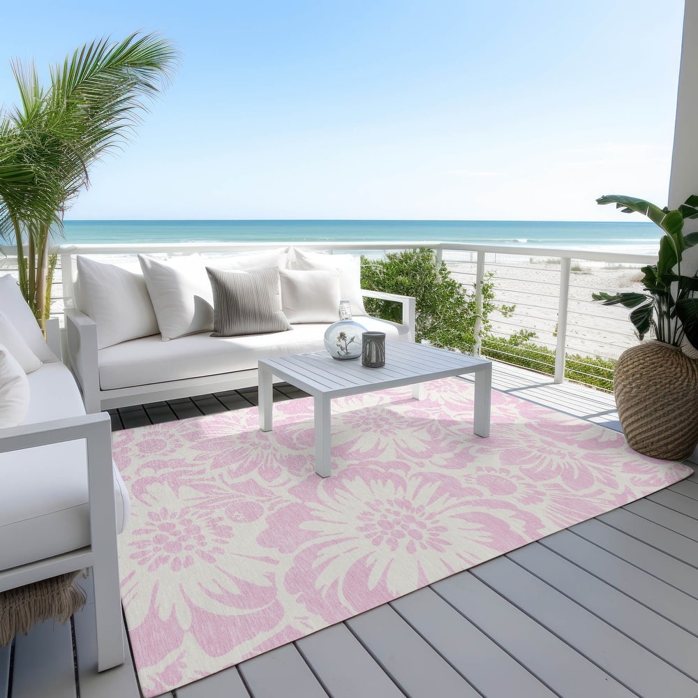 Machine Washable Indoor/ Outdoor Whimsy Floral Chantille Rug
