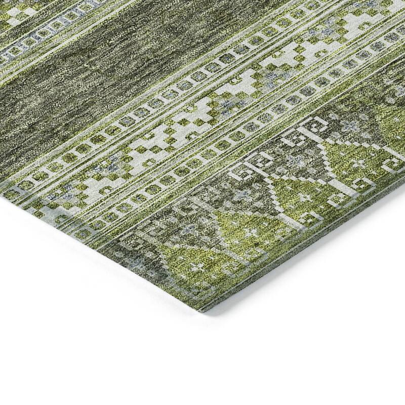 HomeRoots Southwestern Transitional Rectangle Outdoor Rug