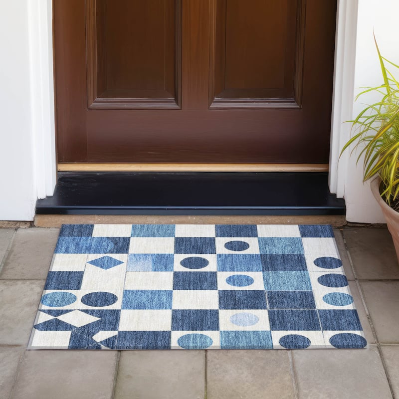Machine Washable Indoor/Outdoor Casual Contemporary Chantille Rug - Blue - 1'8" x 2'6"