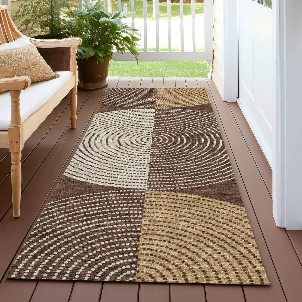 Machine Washable Indoor/ Outdoor Casual Circles Chantille Rug