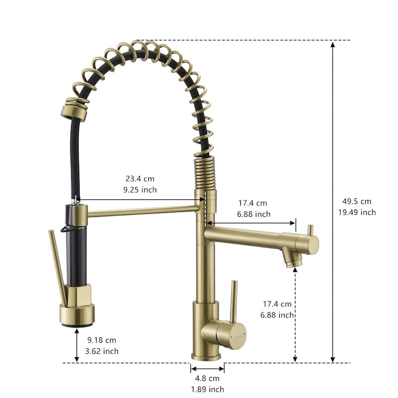 Single-Handle Pull Down Sprayer Kitchen Faucet in Gold