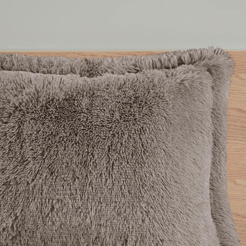Intelligent Design Leena Shaggy Long Fur Comforter Mini Set