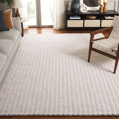 SAFAVIEH Hand-Loomed Natura Grizelda Transitional Wool Rug