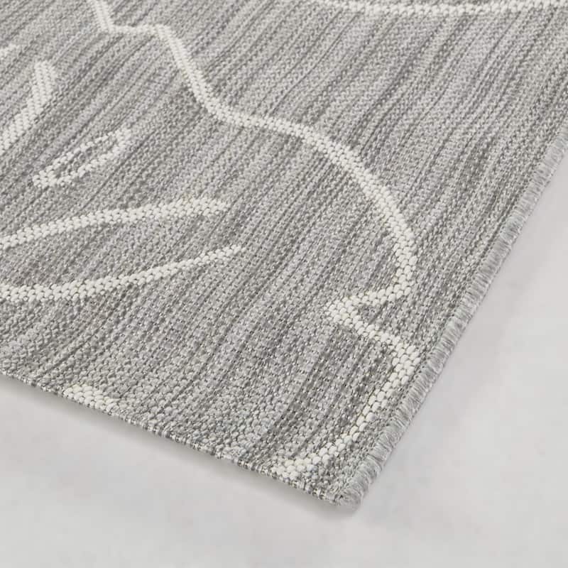 Jahren Coastal Sand Dollar Indoor/Outdoor Area Rug