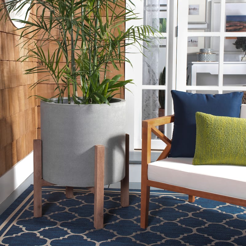 SAFAVIEH Outdoor Aldijana Concrete Planter - 25"W x 25"D x 29"H - Natural/Light Grey