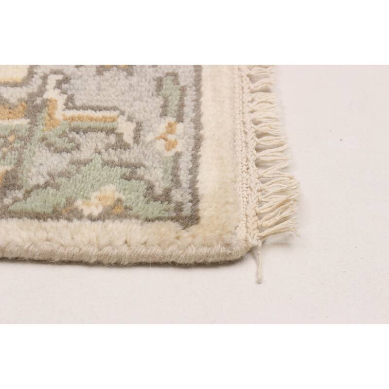ECARPETGALLERY Hand-knotted Royal Oushak Cream Wool Rug - 2'5 x 7'8