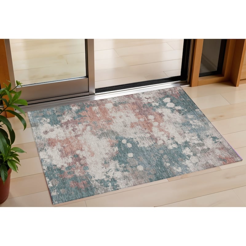 HomeRoots Abstract Transitional Rectangle Outdoor Rug - 3' x 5'