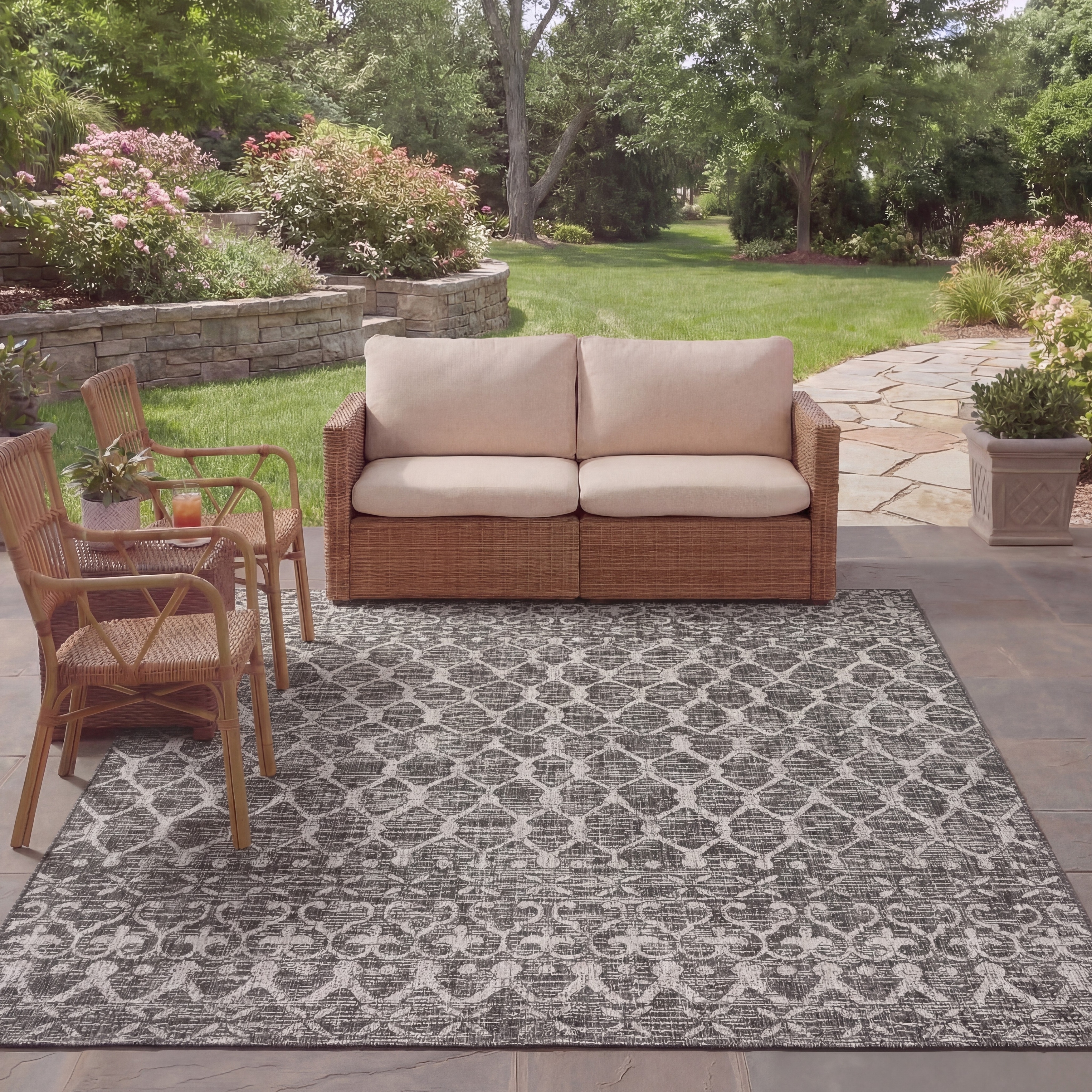 SAFAVIEH Courtyard Jancee Transitional Rug