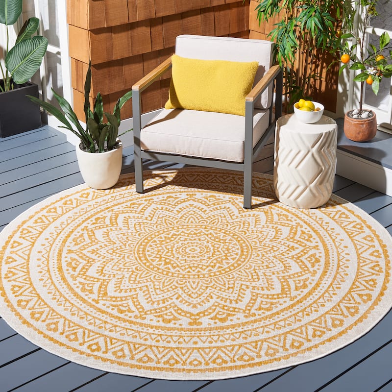 SAFAVIEH Courtyard Fran Mandala Indoor/ Outdoor Waterproof Patio Backyard Rug - 6'7" Round - Ivory/Gold