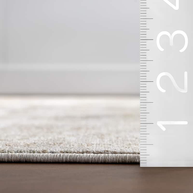 Nuloom Gwynne Medallion Fringe Area Rug