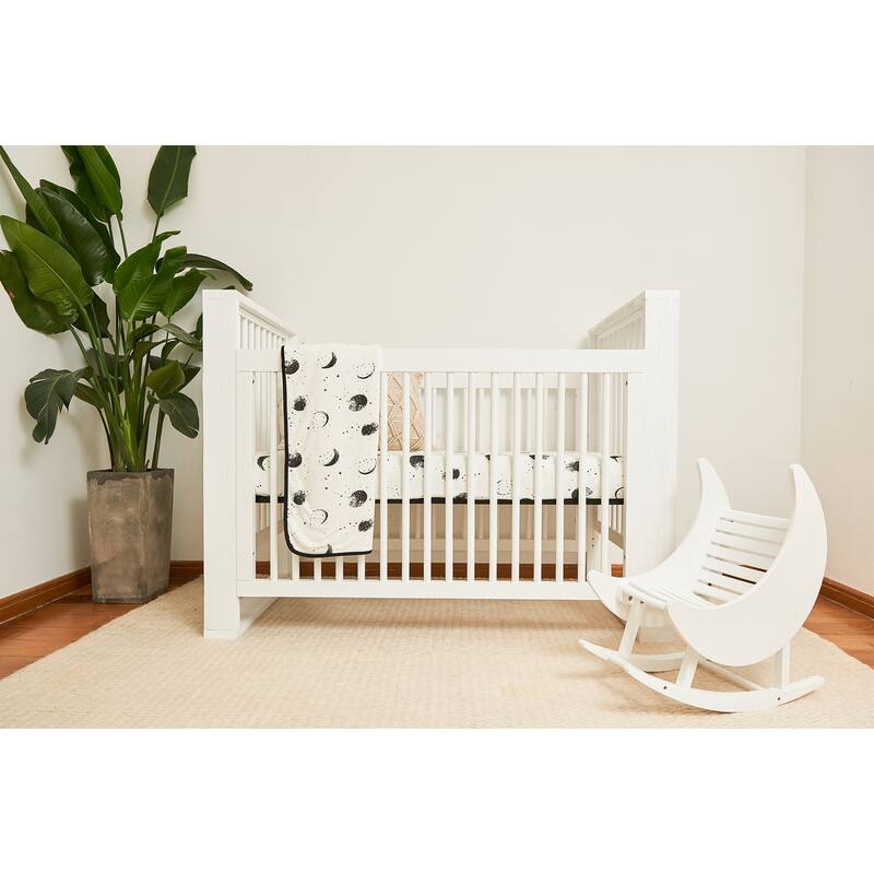 Milk Street True Traditional Crib