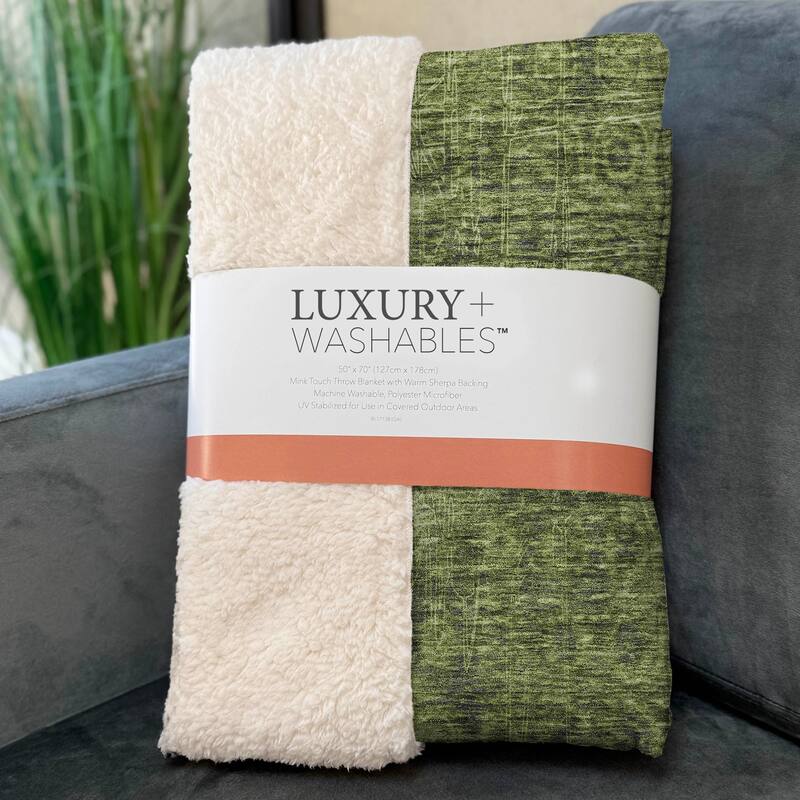 Premium Machine Washable Modern Prints Sherpa Throw Blanket