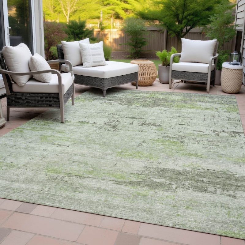 Machine Washable Indoor/Outdoor Abstract Allure Chantille Rug